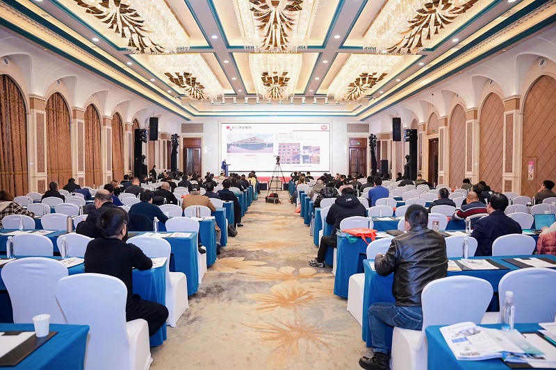 1.10上午开会 (1).jpg